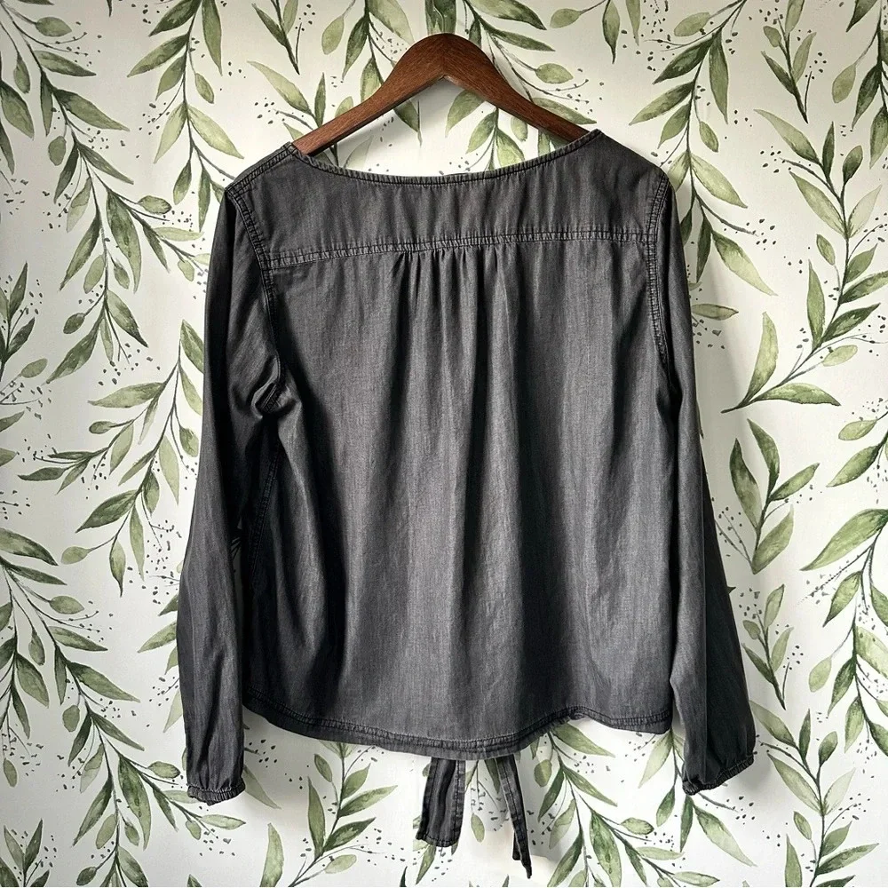 Lee Riders Shape Illusions Long Sleeve Tie Front Denim Shirt. Size L. Bl…